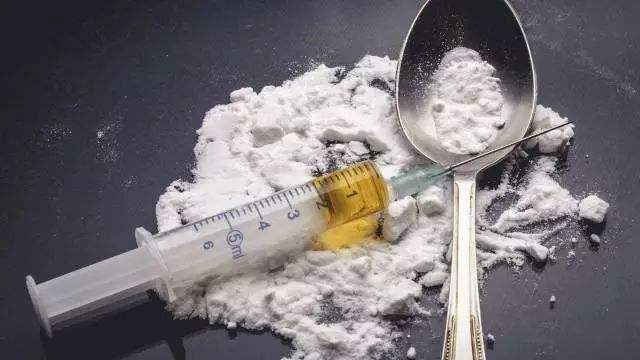 吸海洛因多少次會上癮？